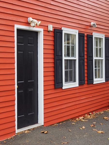Cost of Red Vinyl Siding Installation in Glen Burnie